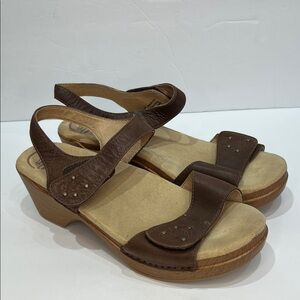 Dansko Sonnet Women's Sandals